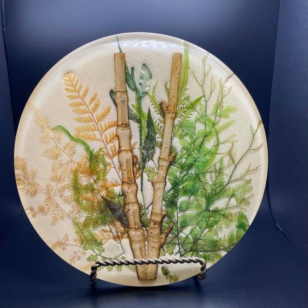 VTG Acrylic Resin Hotplate Trivet footed Dried Pressed Greenery 8" MCM‎ Lucite